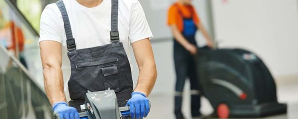 Schoonmaakmachine kopen, huren of leasen?